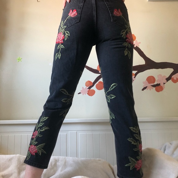 Topshop Embroidered Black Jeans - Picture 3 of 8